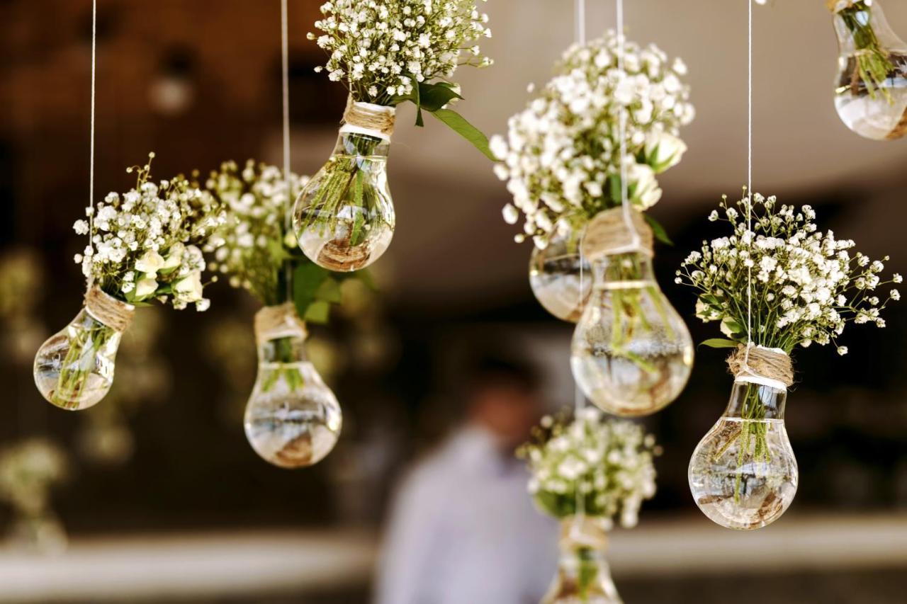 Hotel Hyatt Centric Janakpuri Nueva Delhi Exterior foto Gypsophila paniculata