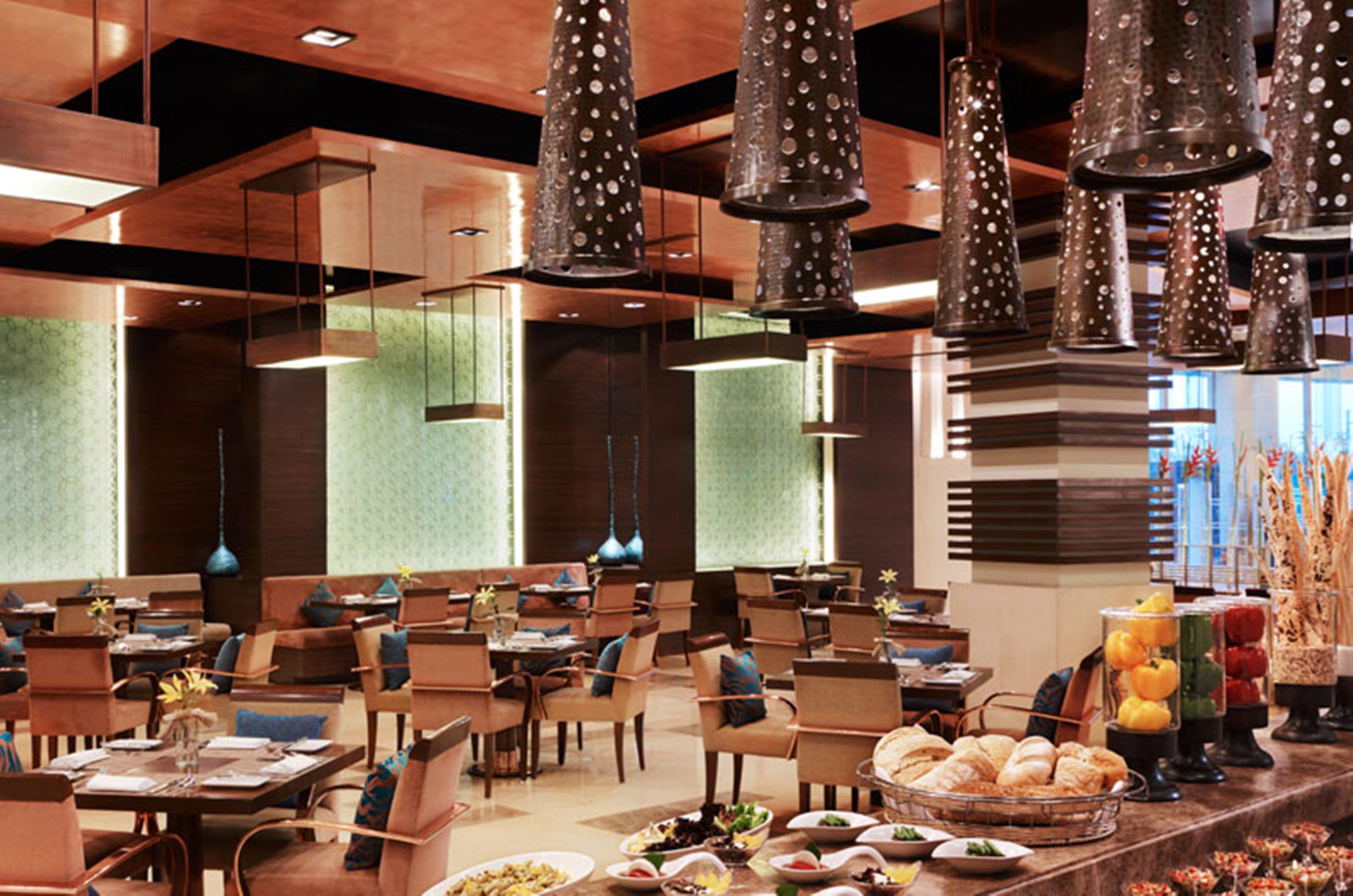 Hotel Hyatt Centric Janakpuri Nueva Delhi Exterior foto The restaurant