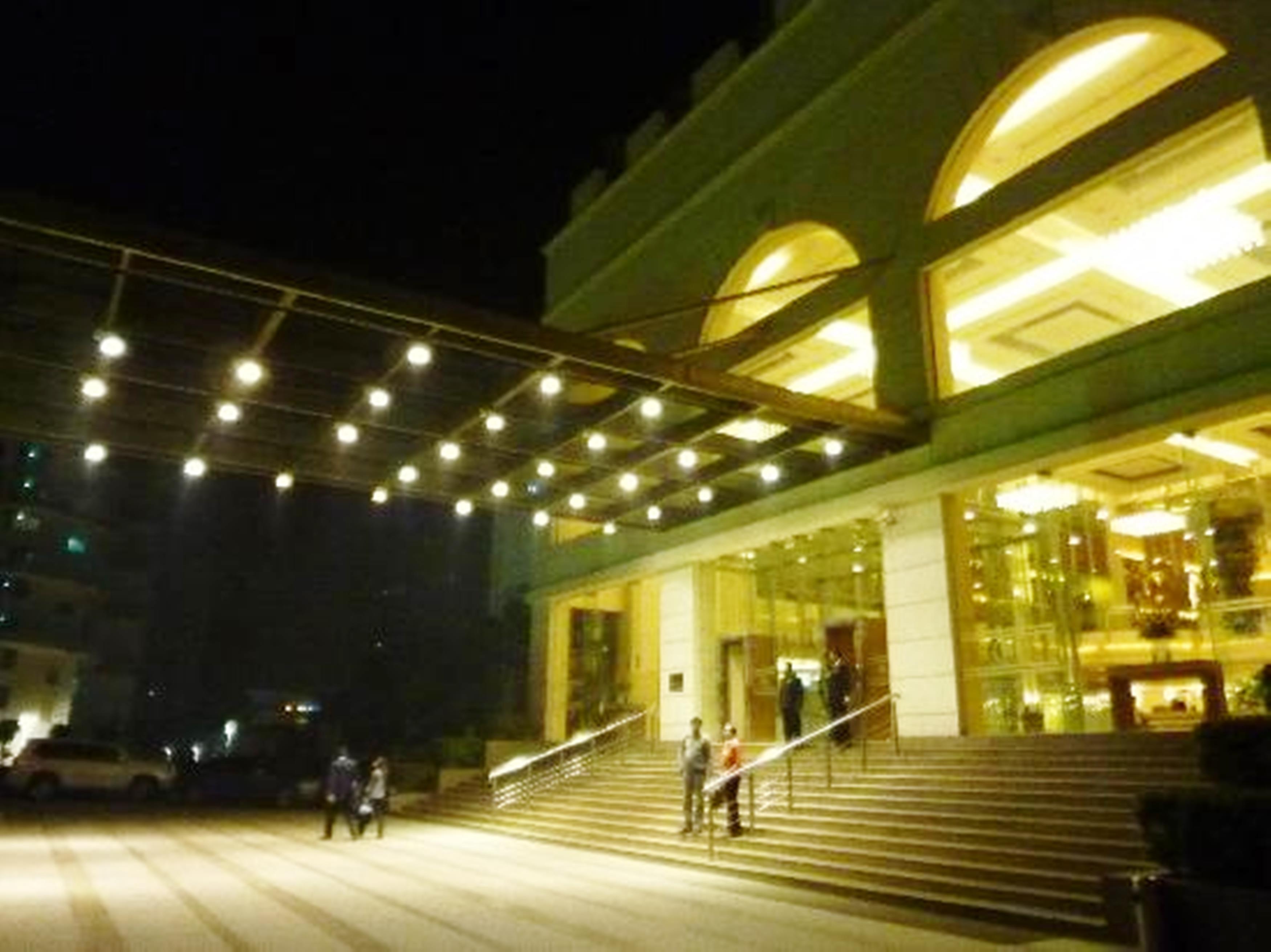 Hotel Hyatt Centric Janakpuri Nueva Delhi Exterior foto The main entrance of the hotel