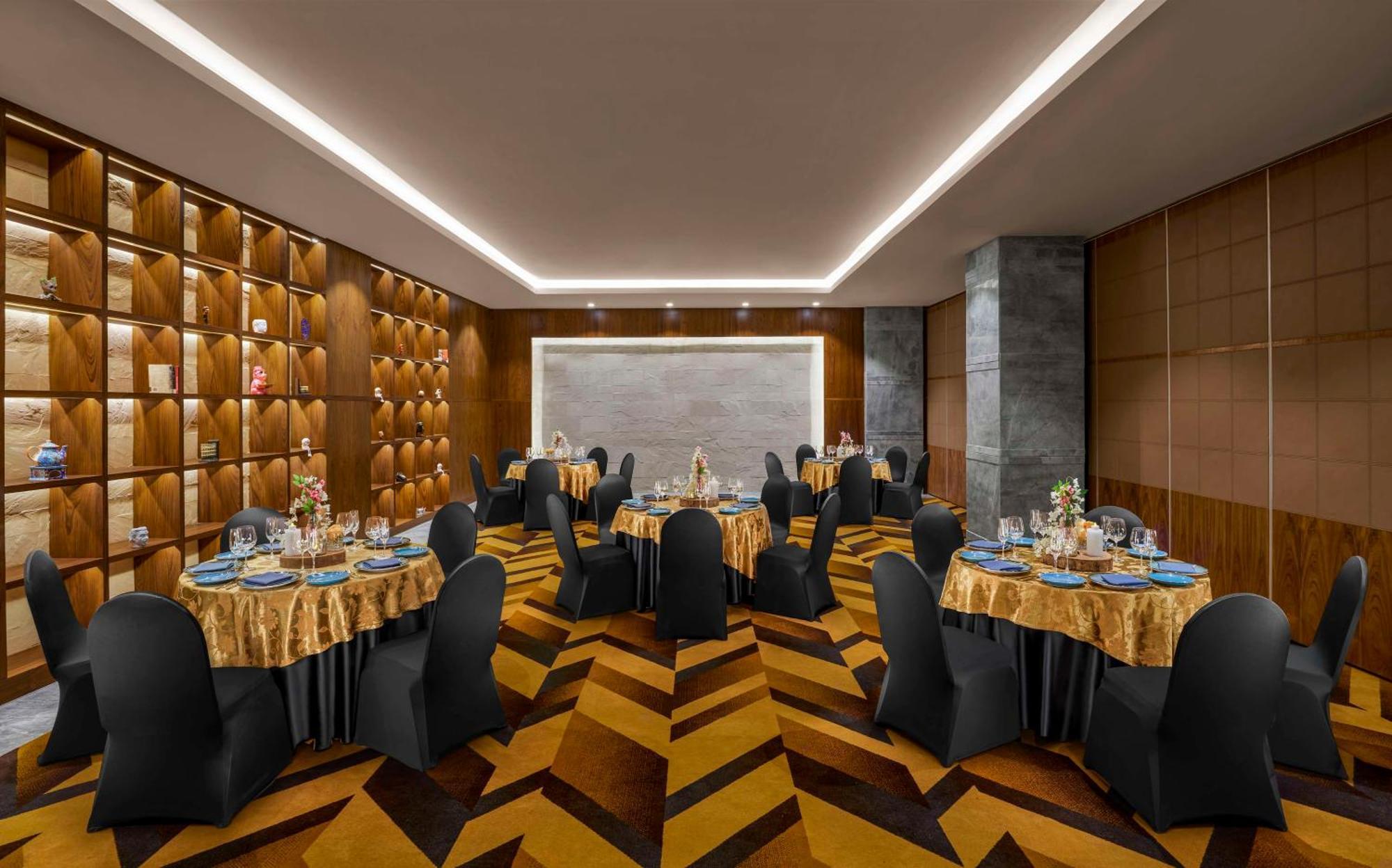 Hotel Hyatt Centric Janakpuri Nueva Delhi Exterior foto The Royal Ballroom